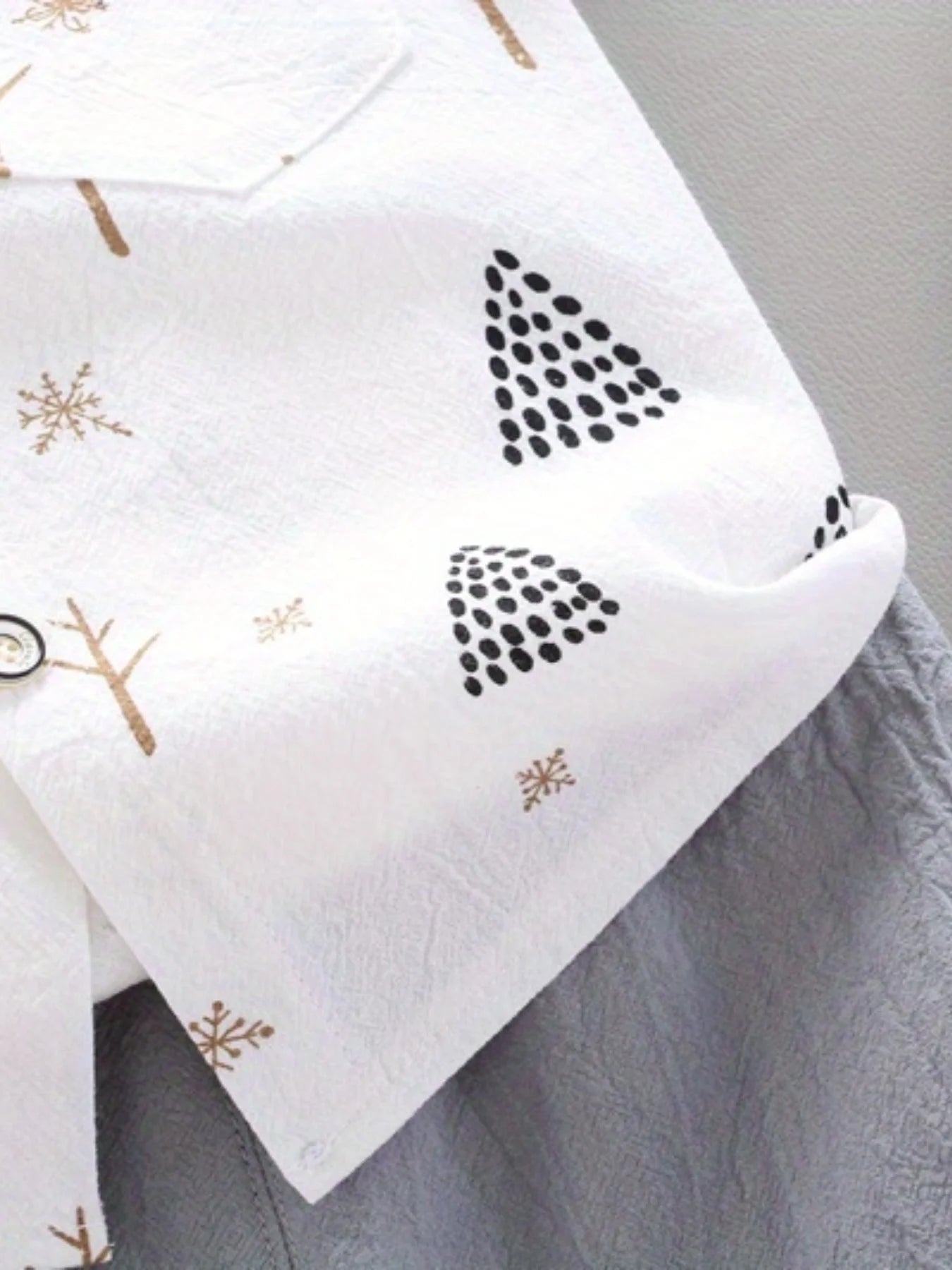 Ensemble short à manches courtes et col montant pour bébé