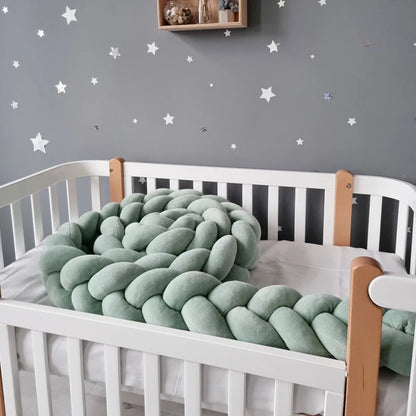 Tour de lit pour bébé